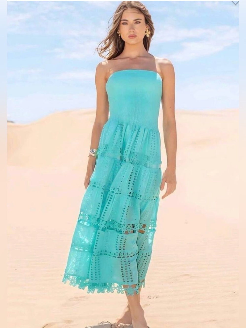 NWT Eyelet tube strapless dress in cotton crochet lace.: Tiffany Blue. size M